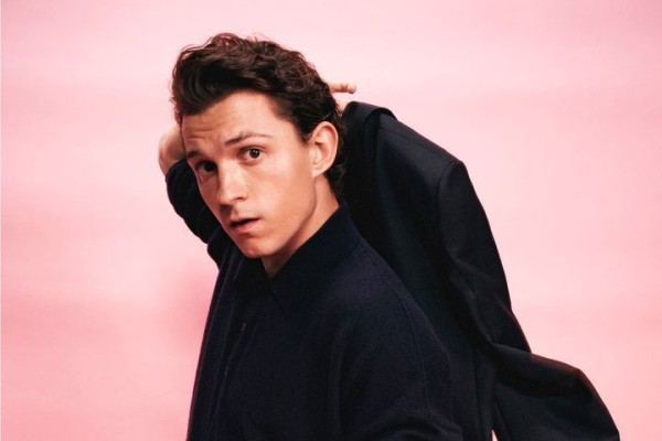 Tom Holland Umumkan Akan Hiatus dari Dunia Akting, Ini Alasannya