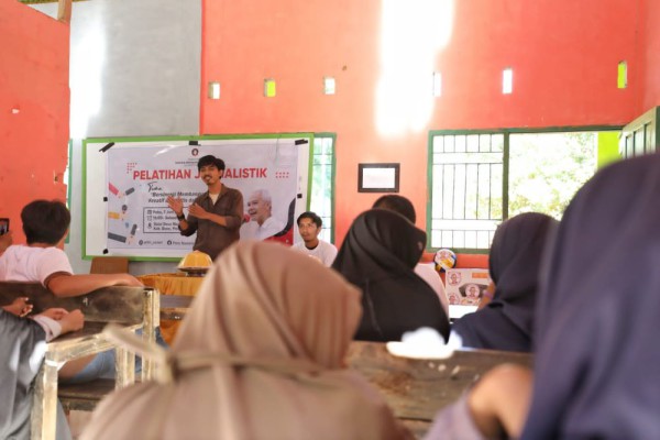 PMN Gelar Pelatihan Jurnalistik hingga ke Desa Demi Tangkal Hoaks