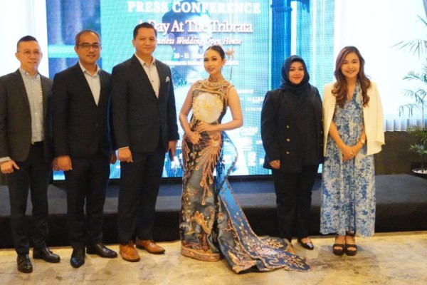 The Tribrata Darmawangsa Gelar Wedding Open House, Tema Biru Mewah!