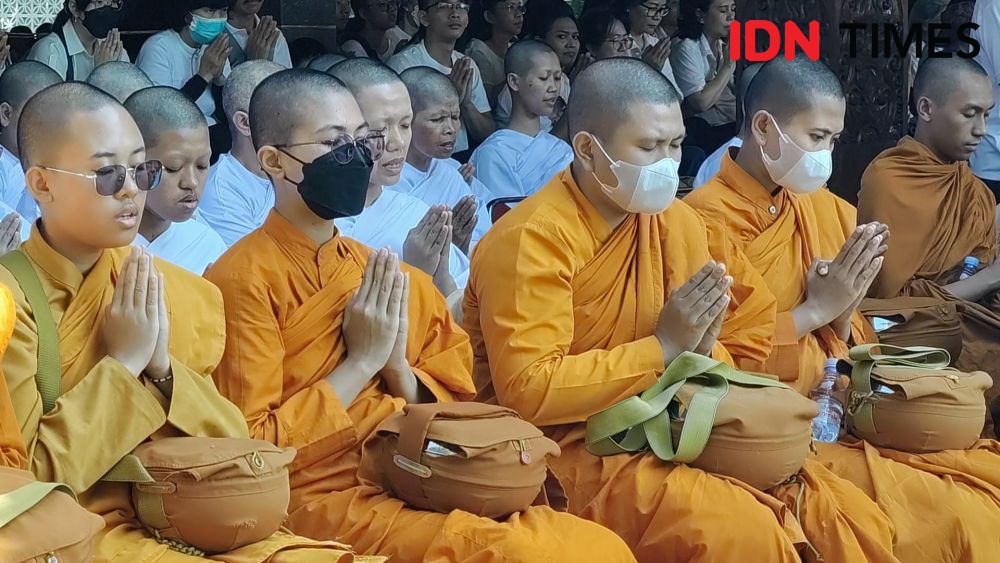 53 Biksu dan Biksuni Pindapata di Solo, Pertama dalam Sejarah