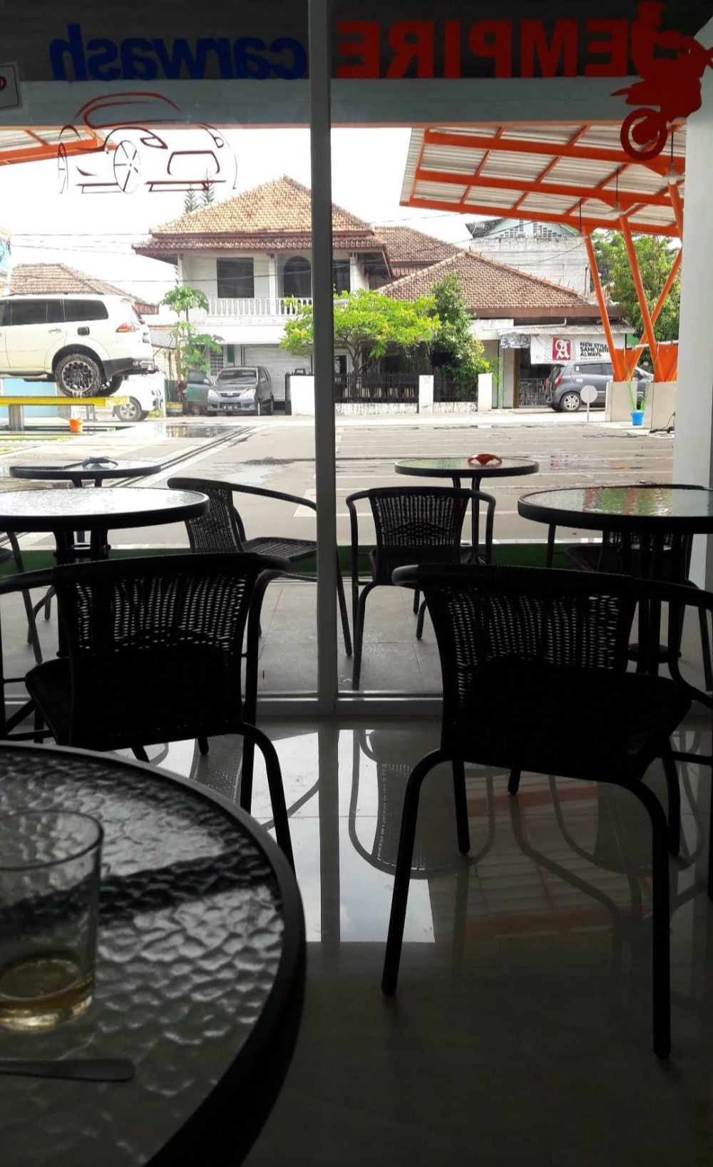Rekomendasi Carwash Cafe Estetik di Bandar Lampung, Bikin Ngiler!