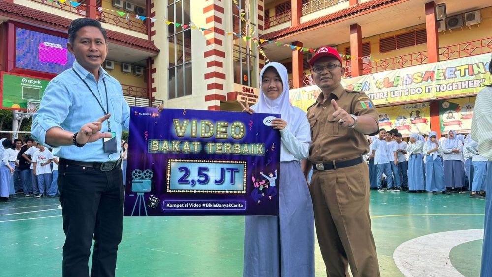 Menang Lomba Video, SMA YP Unila Raih Puluhan Juta Rupiah dari AXIS