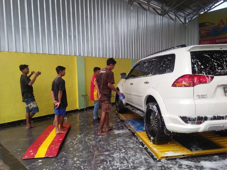 5 Rekomendasi Tempat Cuci Mobil di Bantul, Fasilitasnya Lengkap