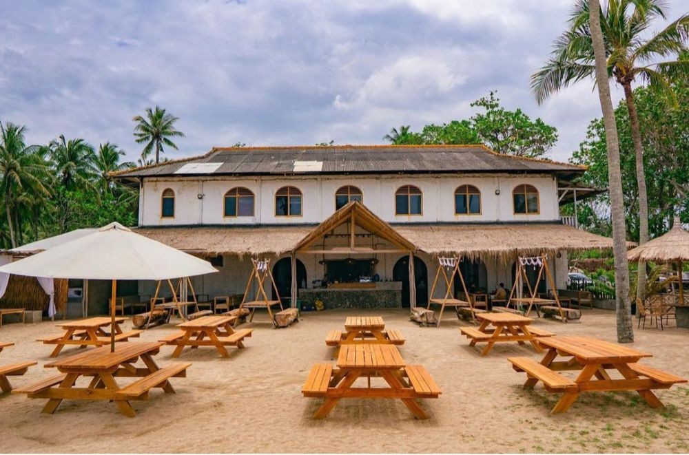 Pantai Sanggar Beach Lampung Selatan, Vibesnya Eksotis bak di Bali