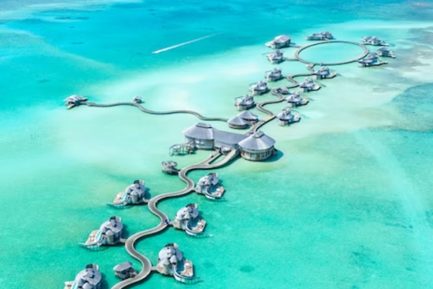 [QUIZ] Apakah Kamu Bisa Membedakan Maldives dan Indonesia dari Foto Ini?