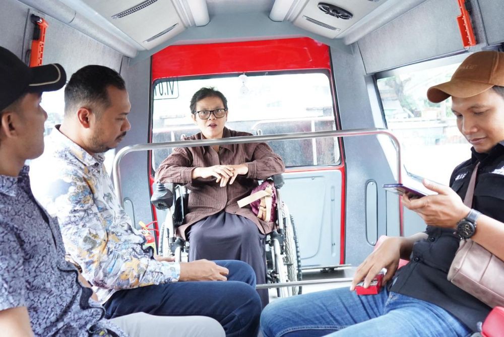 Trans Semarang Tambah Armada Microbus Layani Penyandang Difabel 