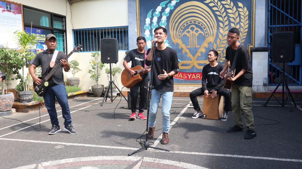 Rootsku, Band Bentukan Warga Binaan Rutan Klungkung
