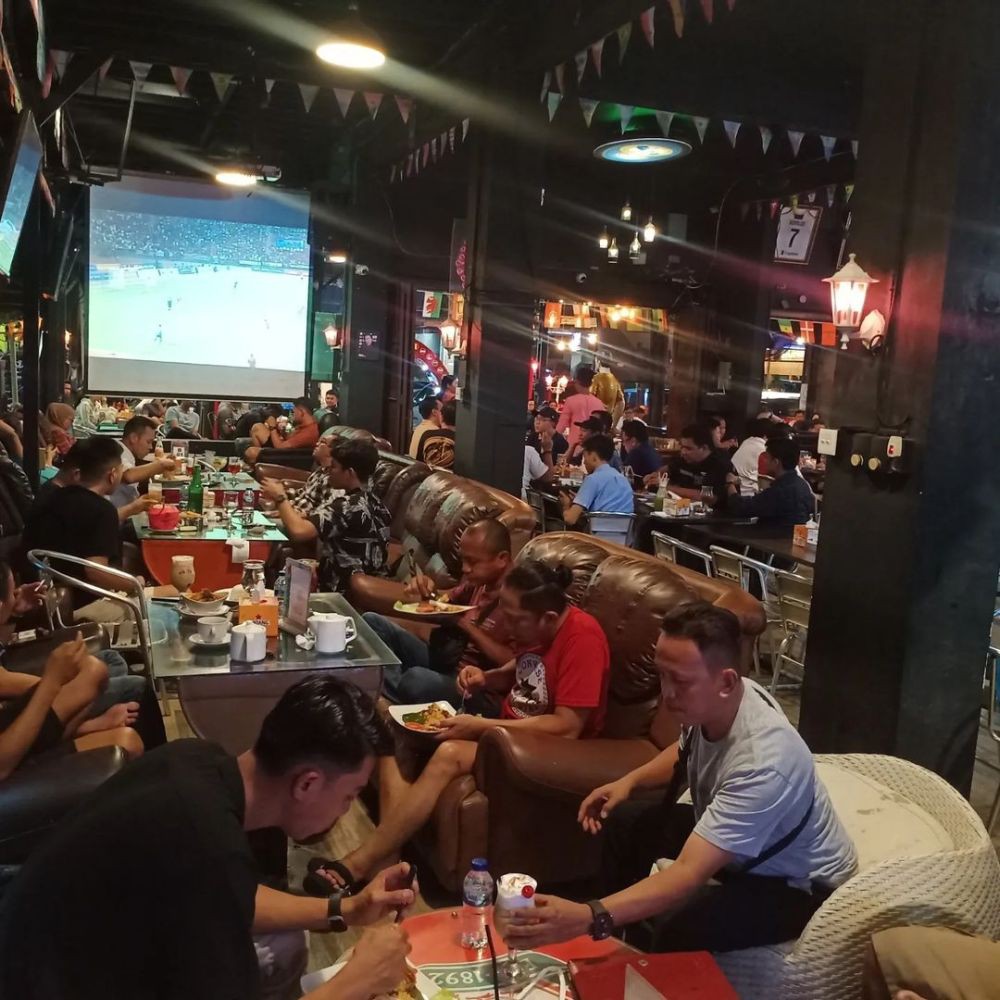 Rekomendasi Tempat Nobar Indonesia Vs Argentina di Medan