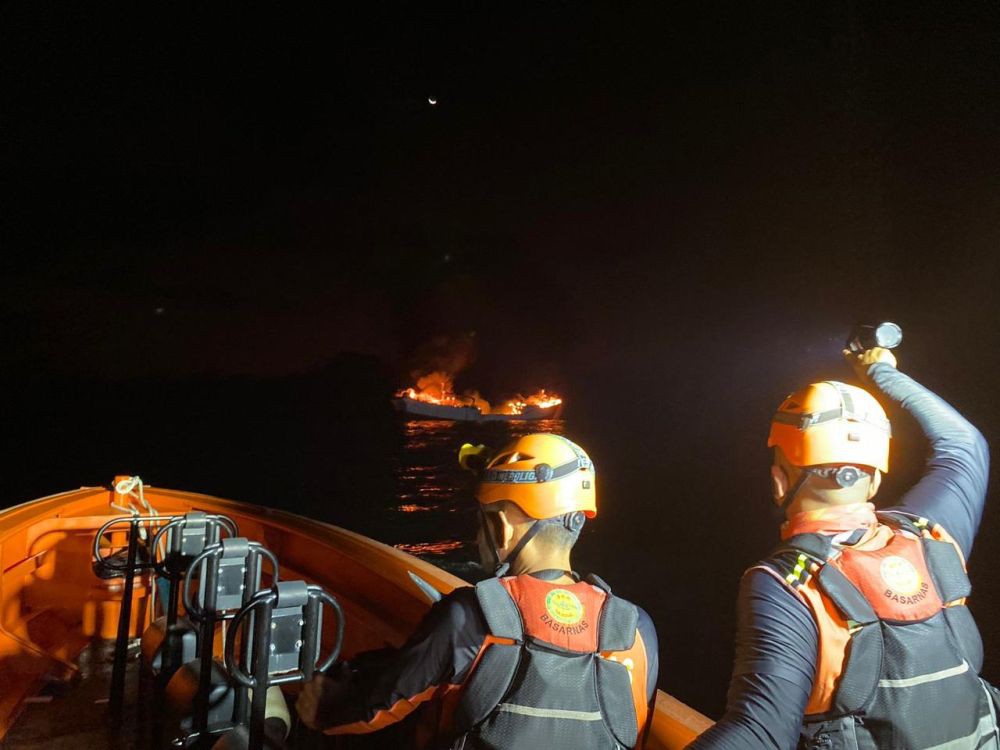 Kapal Nelayan Terbakar di Uluwatu, 31 Orang Sempat Terjebak