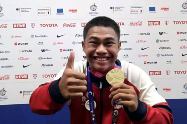 Arsyad Raih Emas Di Special Olympic Summer Games 2023