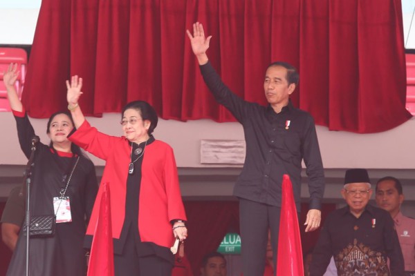 TKN Tantang PDIP Tarik Menterinya di Kabinet Jokowi