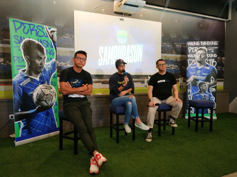 Luis Milla Harap Bobotoh Tetap Dukung Penuh Persib di Stadion GBLA