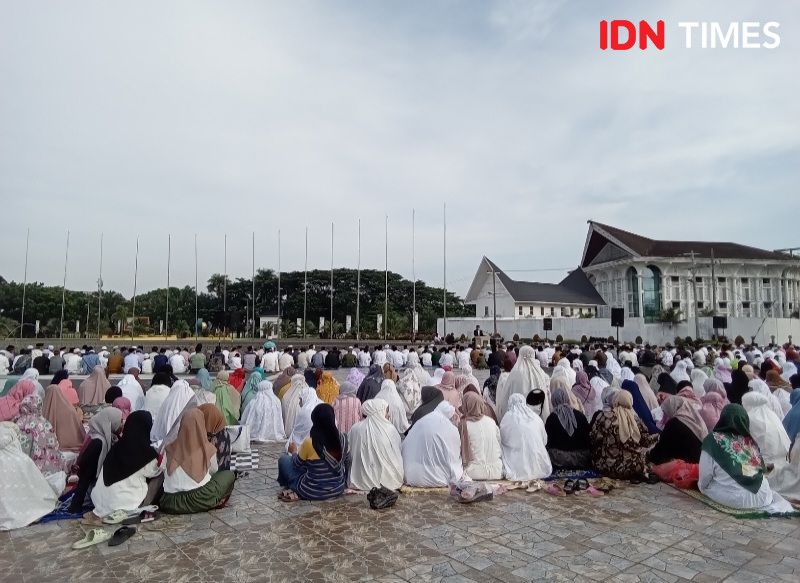 Jemaah Muhammadiyah Sumut Padati  Salat Idul Adha di Lapangan Astaka 