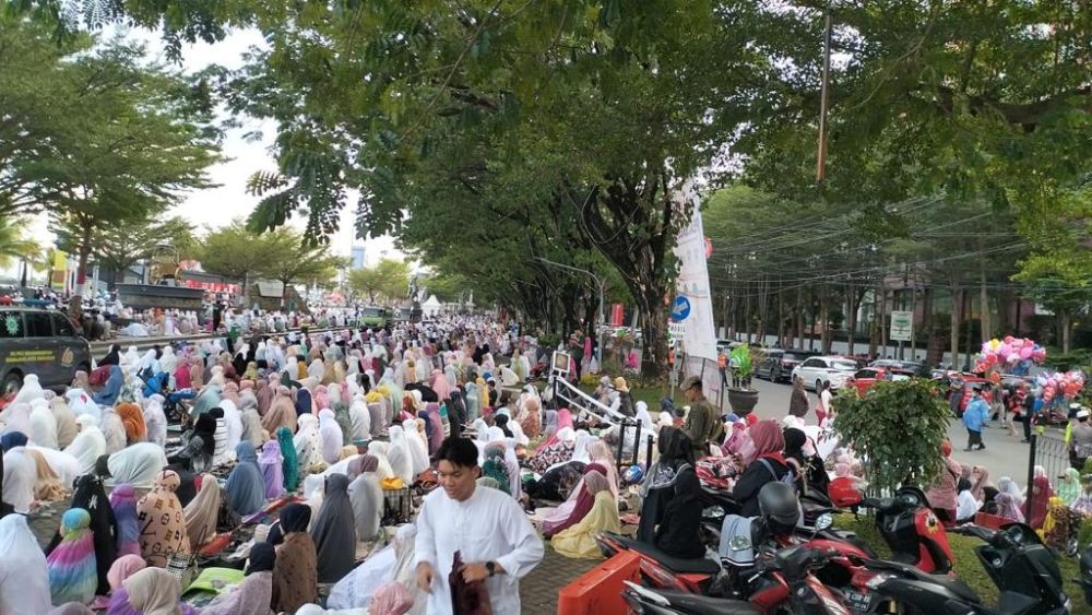 15 Ribu Umat Muhammadiyah Salat Idul Adha di Pantai Losari Makassar