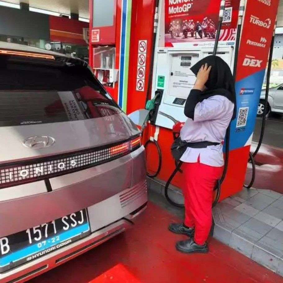 8 Potret Orang Keburu Panik Ini Refleksnya Bikin Auto Ngakak