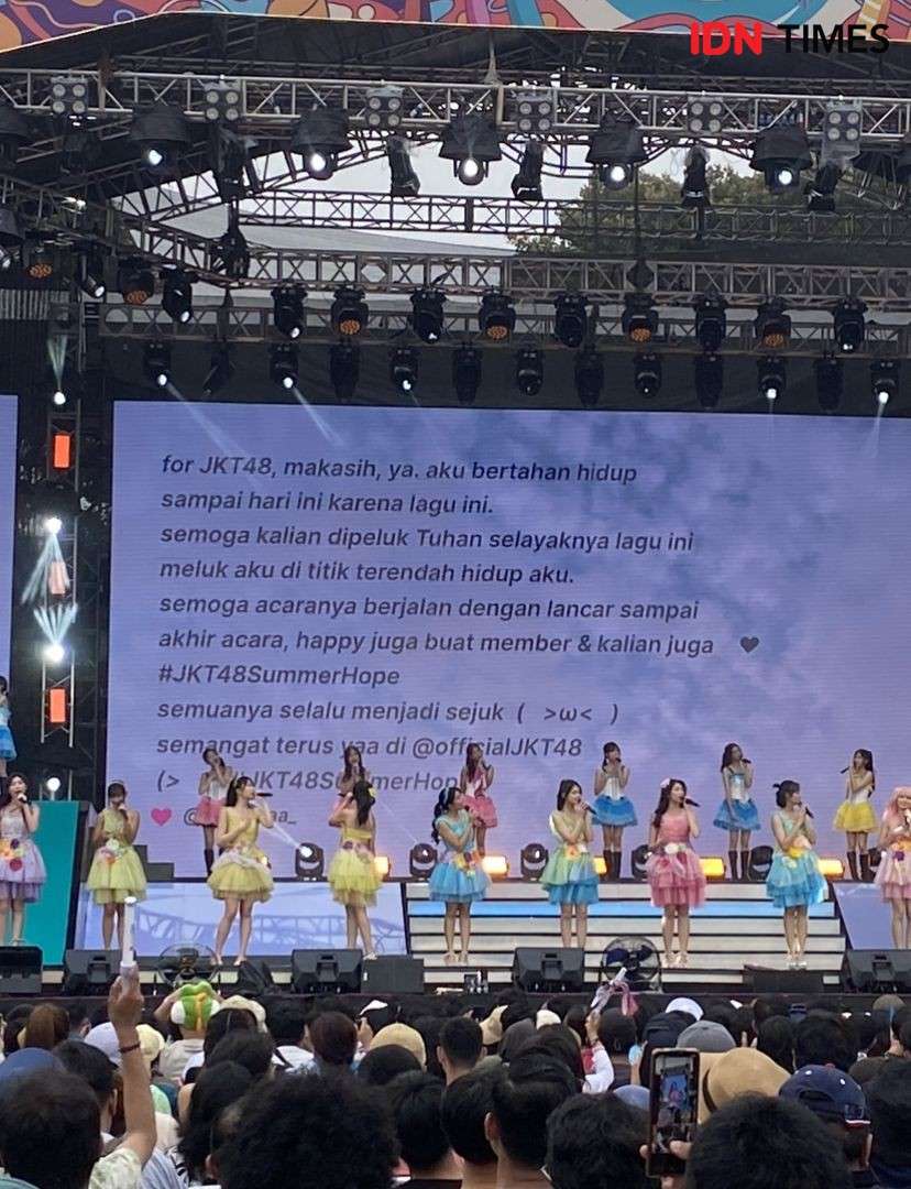 5 Momen JKT48 Summer Festival 2023 Show 1, Basah-basahan!