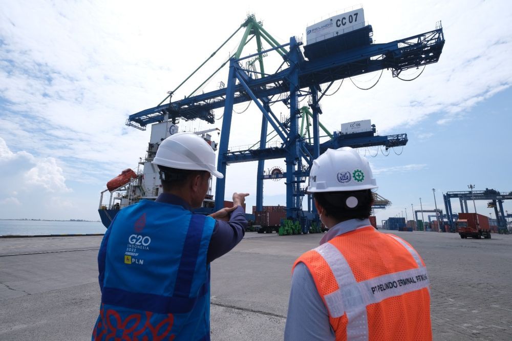 Pelabuhan Makassar Digitalisasi Layanan dengan Aplikasi PTOS-M