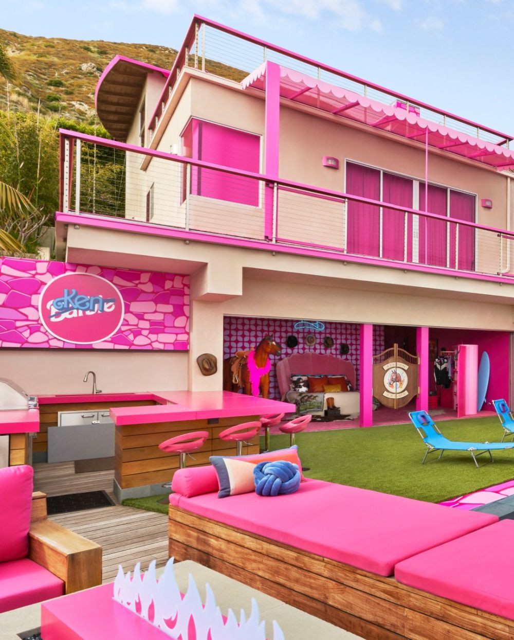 Potret Barbie's Malibu DreamHouse Kembali Dibuka