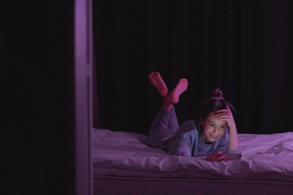 Sleep Call: Menjaga Api Cinta Tetap Menyala dalam Hubungan Romantis