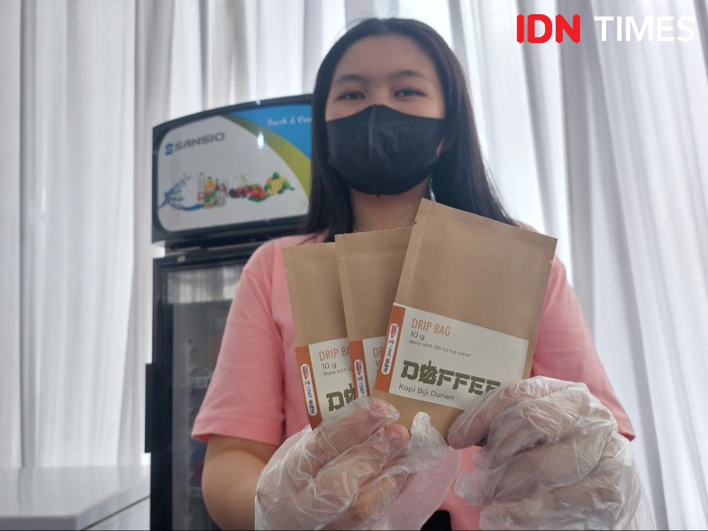 Mahasiswa UPH Tangerang Bikin Es Krim Bajigur, Mau Nyobain?