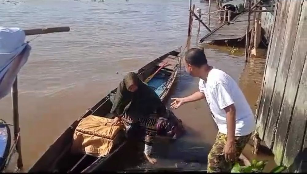 Warga Banjarmasin Keluhkan Terputusnya Jalan Titian di Teluk Tiram 