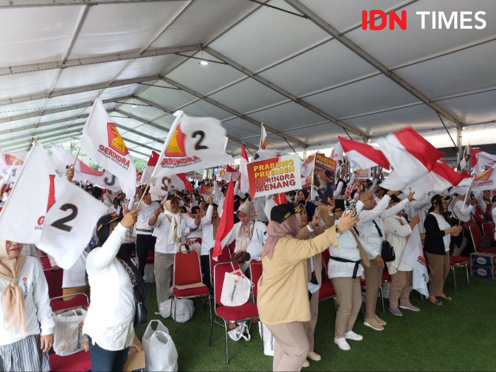 Prabowo Subianto Kenalkan Putri Desmond Mahes di Depan Kader