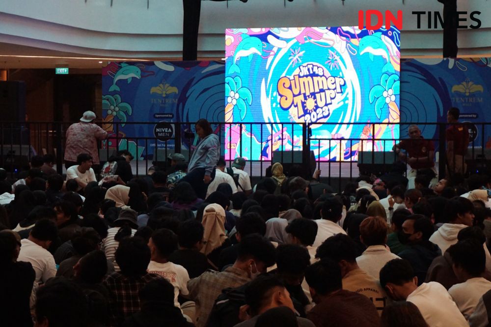 Wota dari Berbagai Kota Banjiri JKT48 Summer Tour 2023 Semarang
