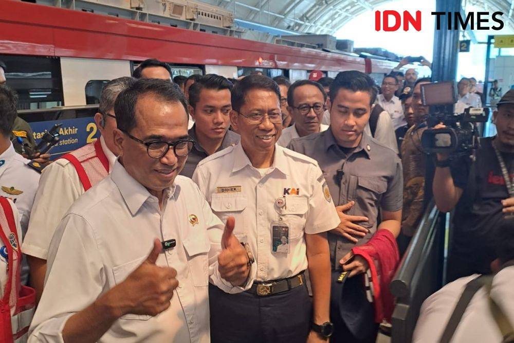 Jokowi: Insyaallah LRT Jakarta Beroperasi 26 Agustus 2023