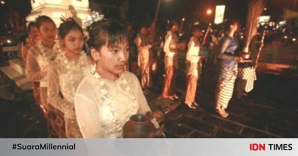 Tradisi Mubeng Beteng: Cara Menyambut 1 Suro Di Yogyakarta