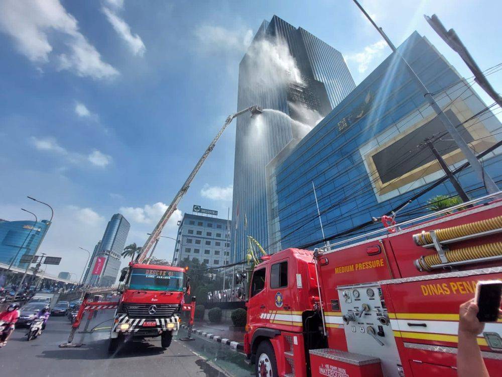 Polisi Masih Selidiki Penyebab Kebakaran K-Link Tower