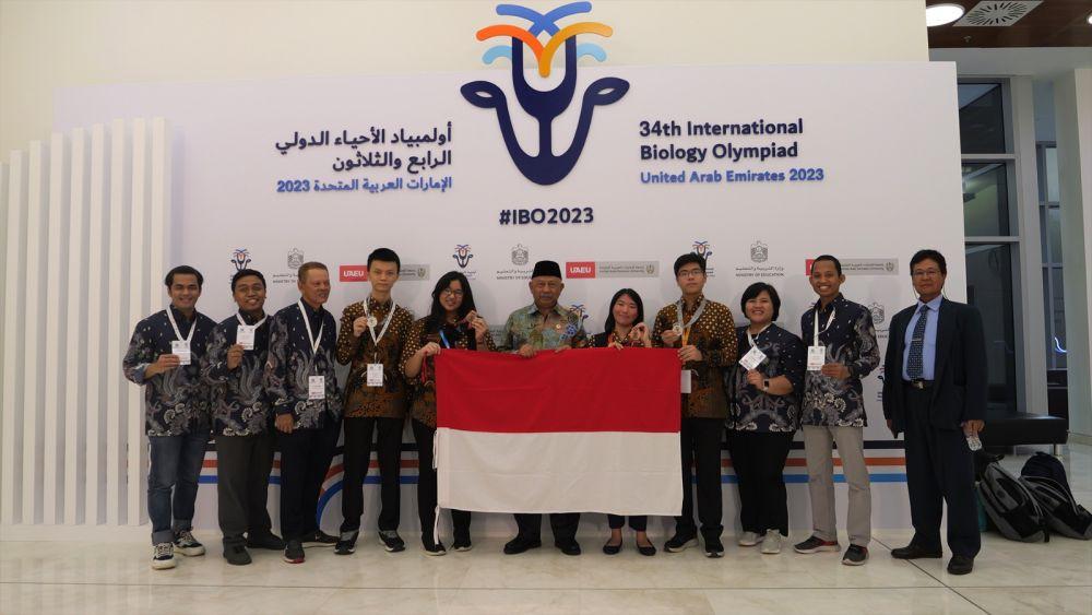 Siswa Indonesia Raih 4 Medali Dari Olimpiade Biologi Di UEA