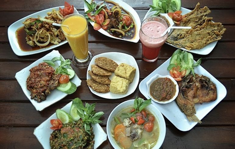 8 Lokasi Restoran Bebek Belvr Lampung, Info Harga dan Menu Favorit!