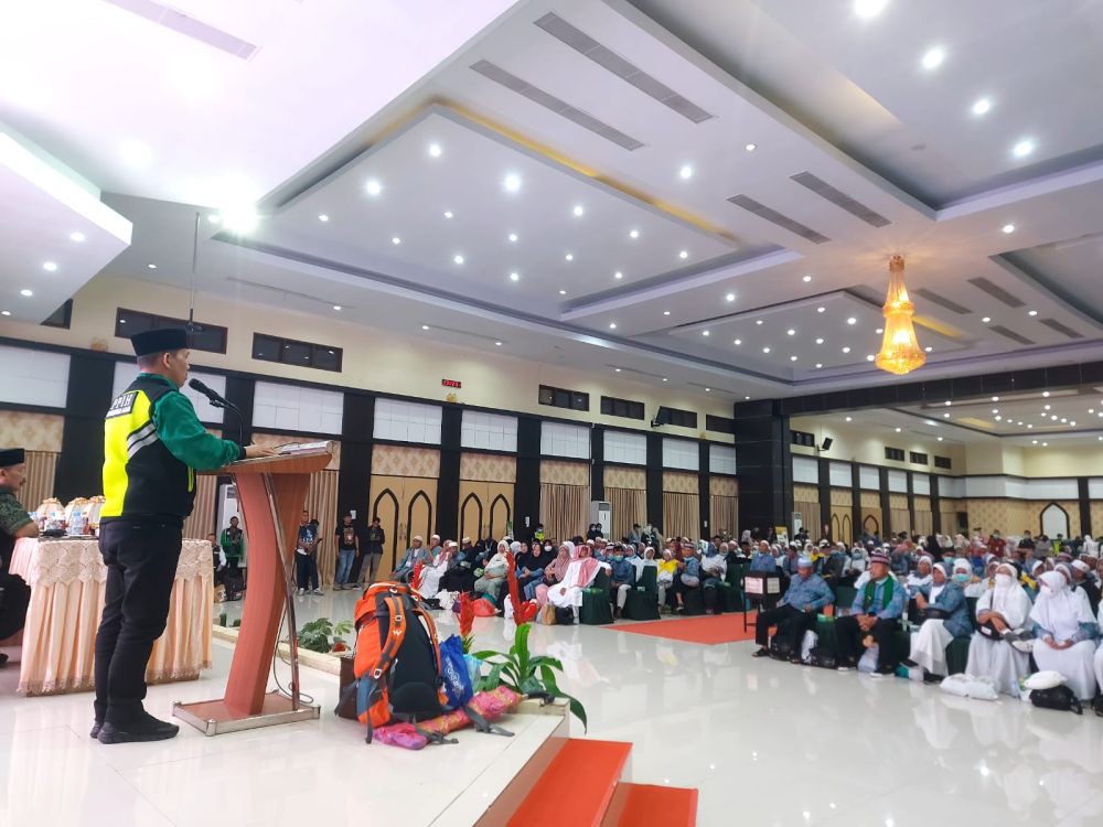 Kloter 20 Tutup Gelombang I Pemulangan Jemaah Haji Debarkasi Makassar