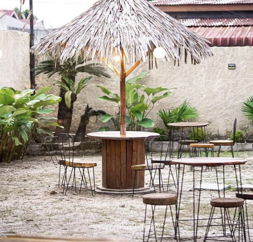 5 Kafe Berkonsep Pantai di Medan, Yuk Ngechill di Sini!