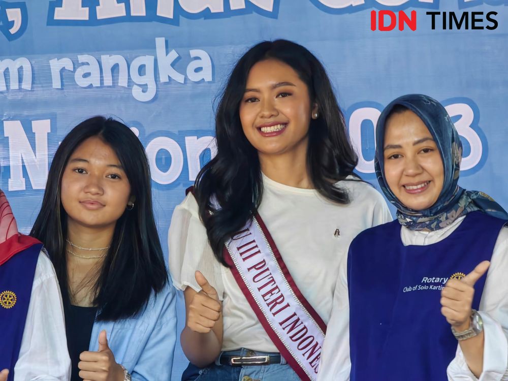 Hari Anak, Putri Indonesia 2023 Dinda Nur Safira Blusukan ke Baluwarti