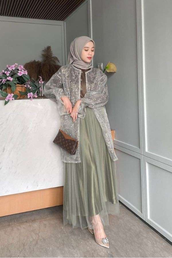 12 Ide Kebaya Sage Green Untuk Wisuda Dan Pesta, Manisnya!