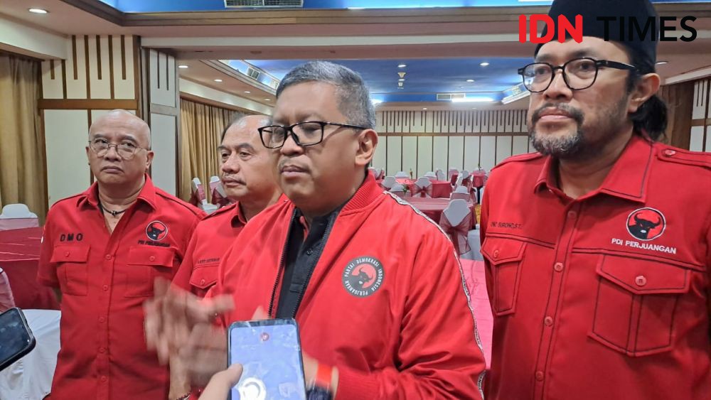 Hasto PDIP Sindir Pertemuan Prabowo dan Budiman Sudjatmiko