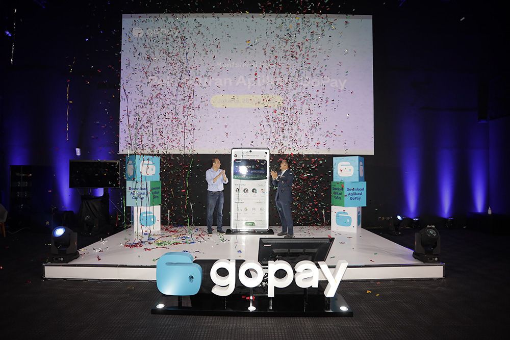 Aplikasi GoPay Gratis Transfer Kemana Saja hingga 100x Per Bulan
