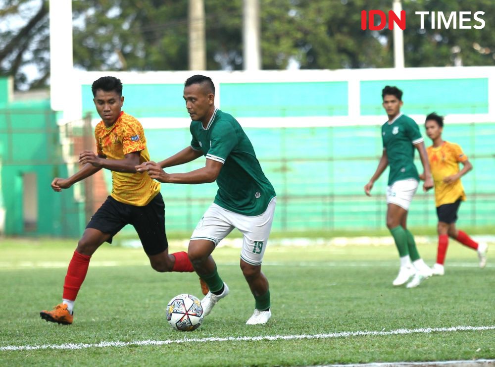 PSMS Pesta 9 Gol, Ridwan Saragih Coba Tukar Posisi Pemain