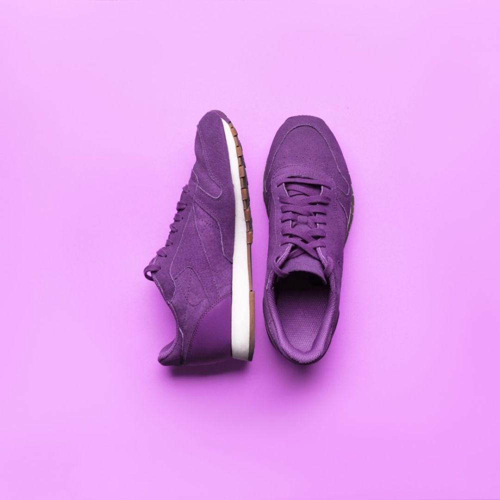 [QUIZ] Pilih Warna Sepatu Kesukaanmu untuk Tahu Keunggulan Dirimu!