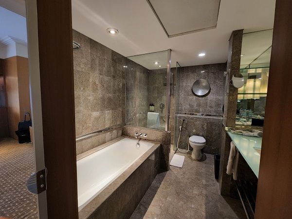 7 Hotel Bathub Jakarta Terjangkau, Harga di Bawah Rp1 Juta