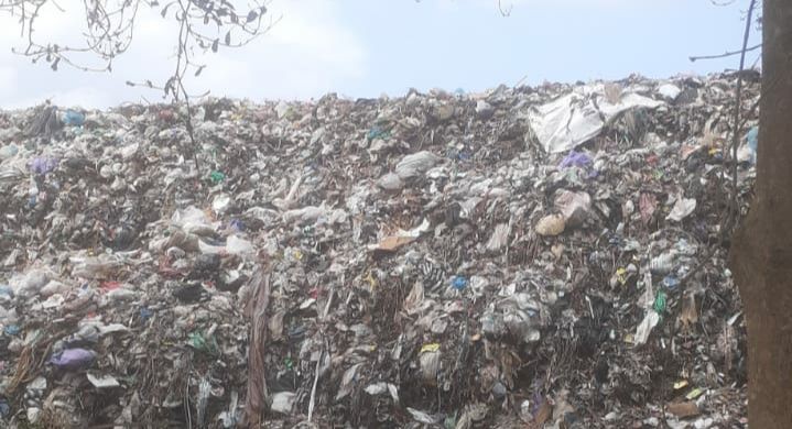 Petugas Tolak Truk Luar Daerah Buang Sampah di TPA Gunungkidul