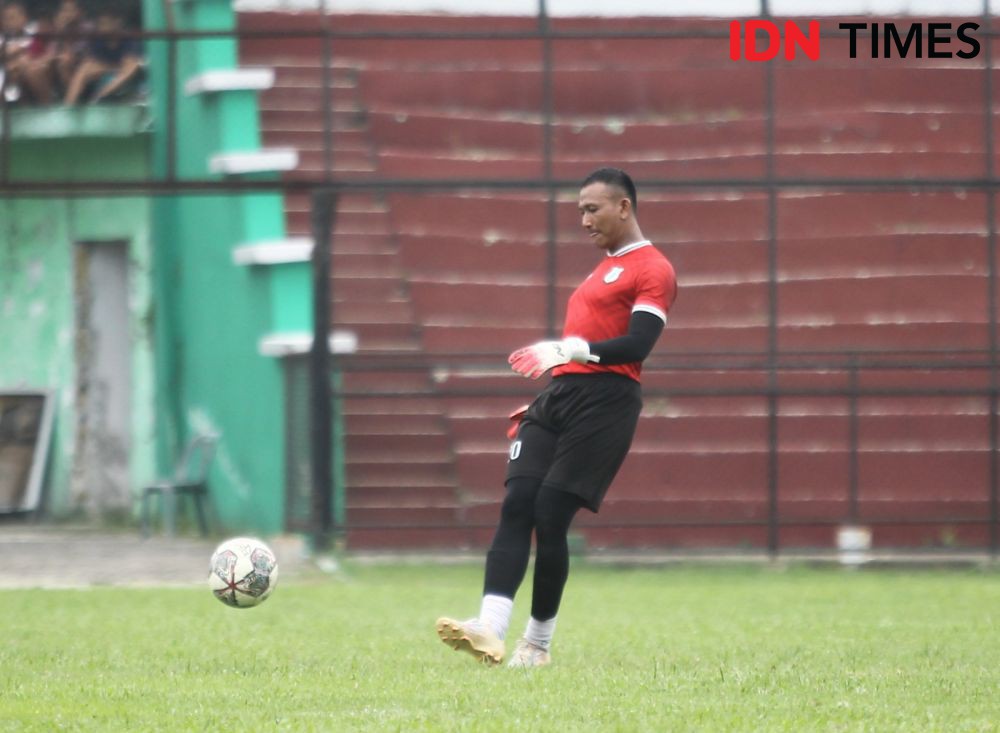 PSMS Medan Pinjam Adixi Lenzivio dari Arema FC, Persaingan Kiper Ketat
