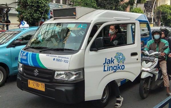 Pemkot Bandung Pastikan Gaji Sopir Mikrobus Setara UMK