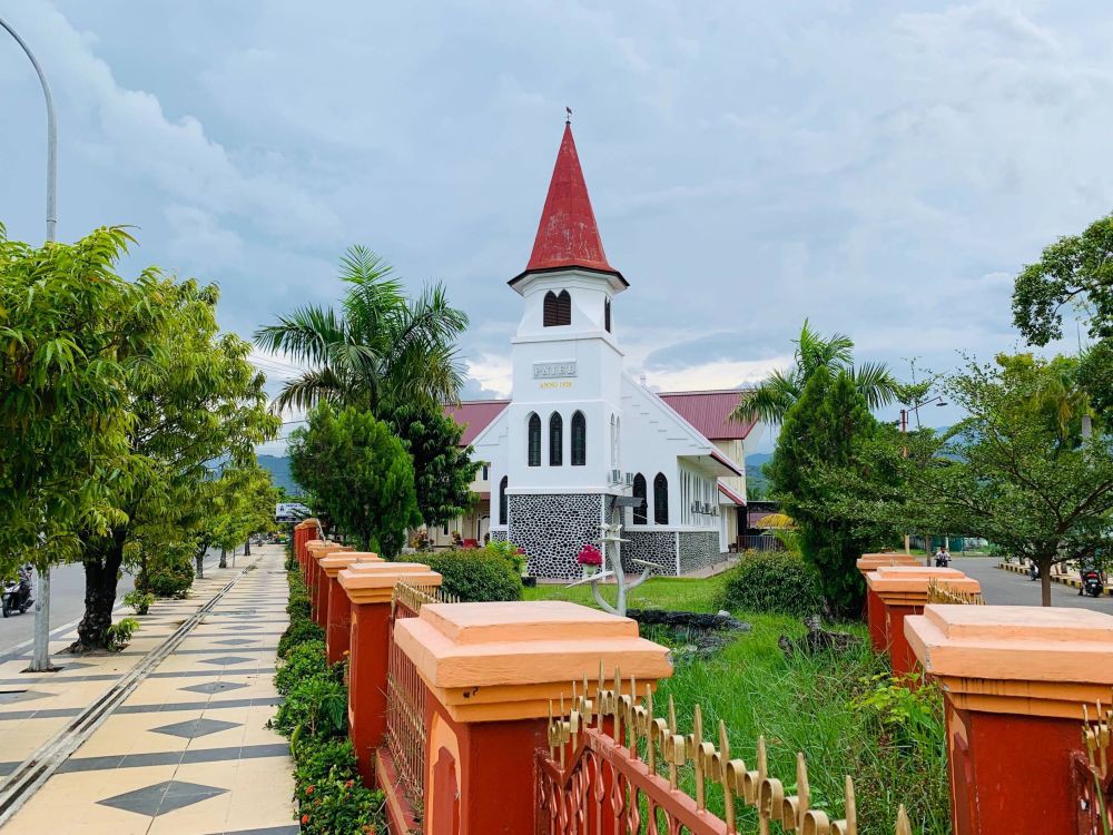 5 Spot Wisata Sejarah di Kota Palopo, dari Istana hingga Gereja
