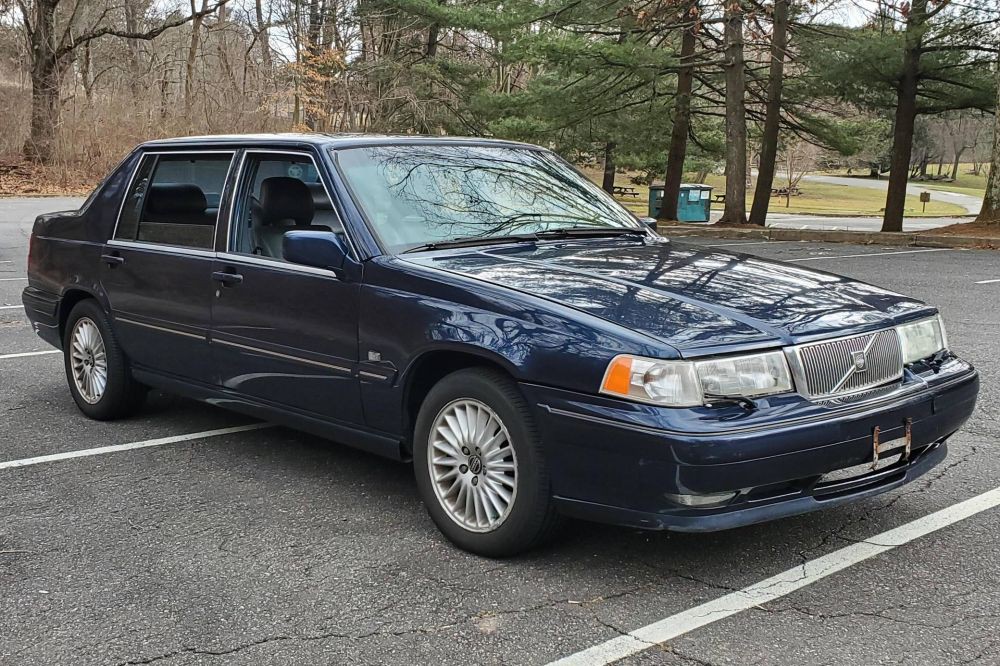 Harga Mobil Volvo 960, Mobil Pejabat Tahun 90an!
