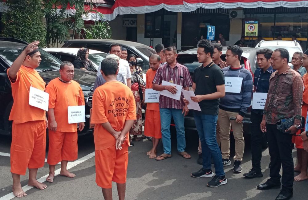 Polisi Gelar Rekonstruksi Pembunuhan Teknisi Sound Sistem di Malang