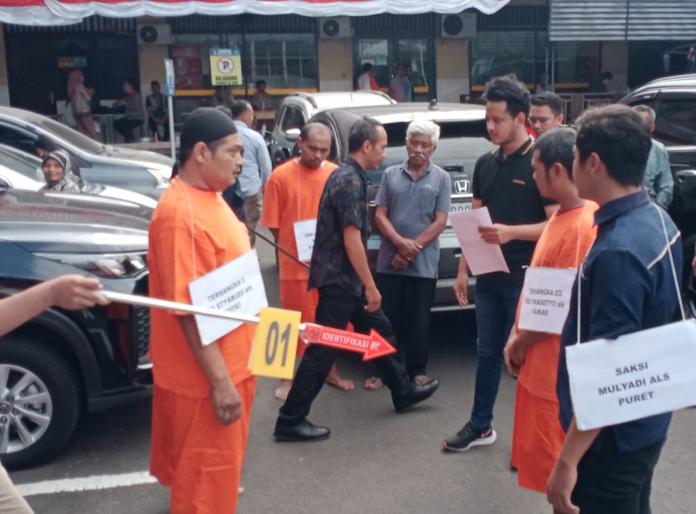Polisi Gelar Rekonstruksi Pembunuhan Teknisi Sound Sistem di Malang
