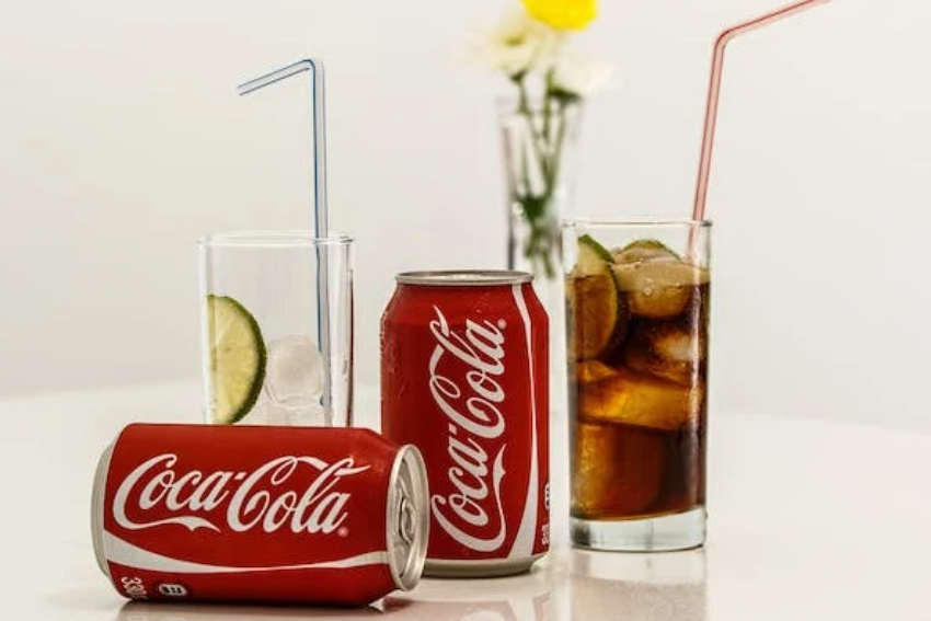 [QUIZ] Apakah Kamu Bisa Membedakan Soda dan Alkohol Ini?
