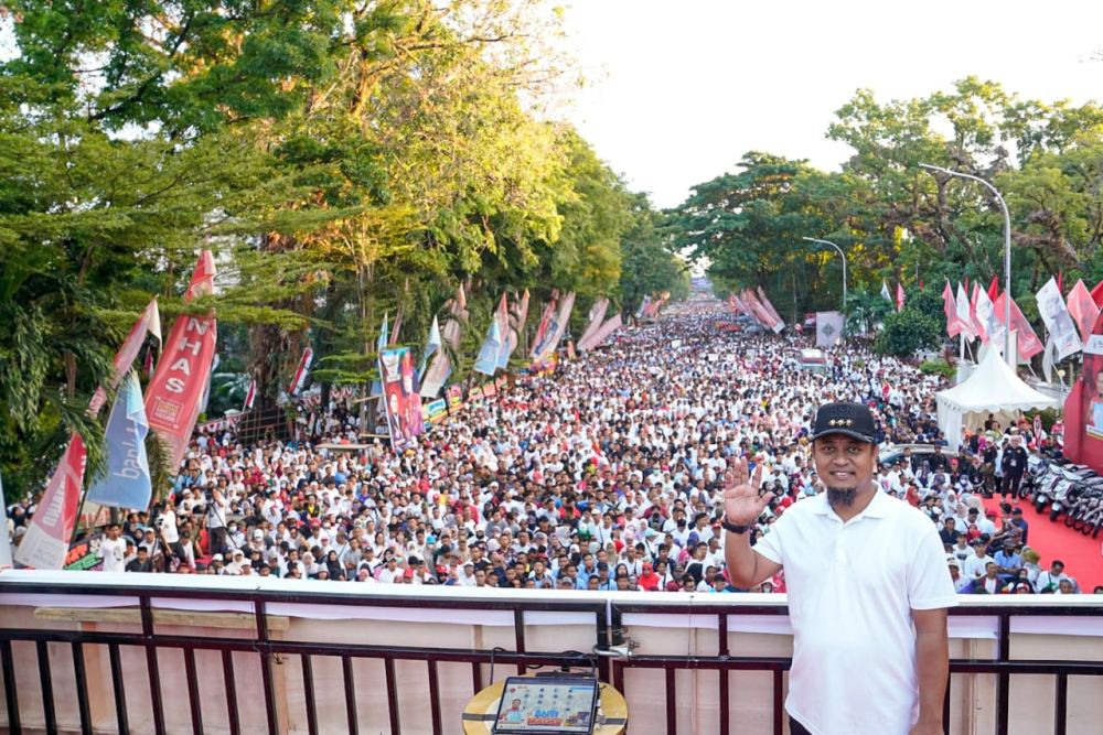 Ada Prabowo di Jalan Sehat Sulsel, Sudirman Klaim Tak Terkait Politik
